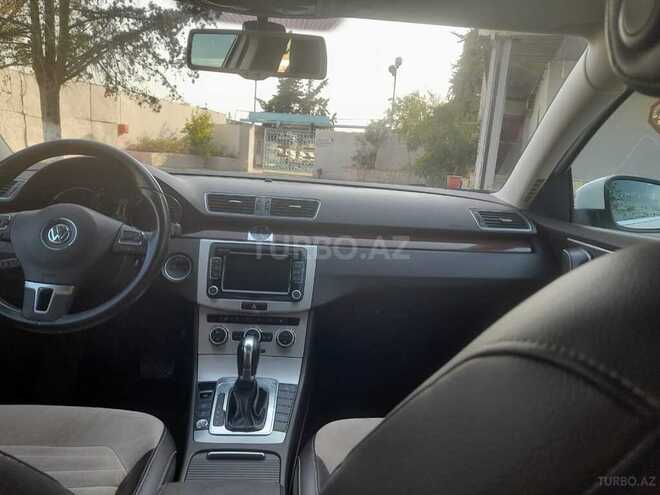 Volkswagen Passat 2012, 179,000 km - 2.5 l - Bakı