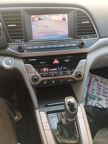 Hyundai Elantra 2018, 84,000 km - 2.0 л - Bakı