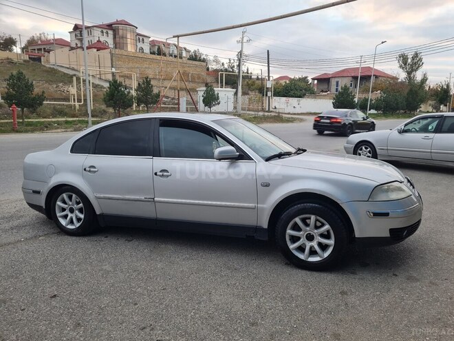 Volkswagen Passat 2003, 370,000 km - 1.8 l - Sumqayıt
