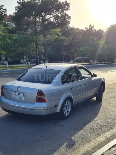 Volkswagen Passat 2003, 370,000 km - 1.8 l - Sumqayıt