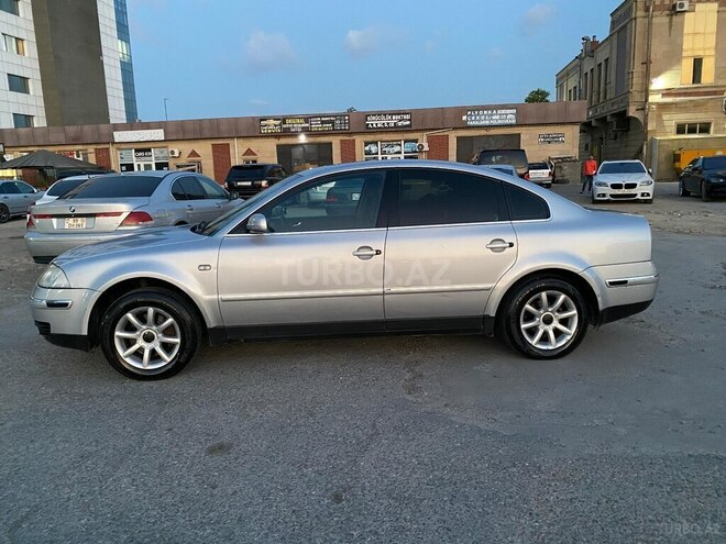 Volkswagen Passat 2003, 370,000 km - 1.8 l - Sumqayıt