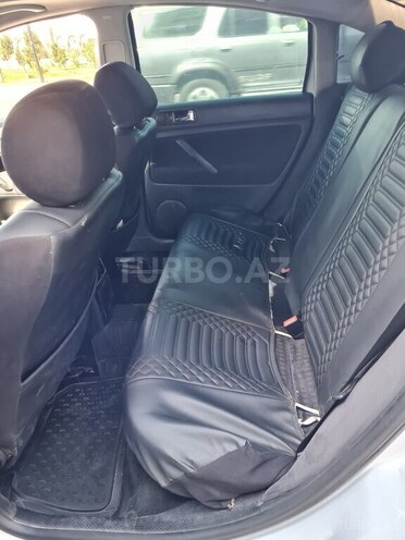 Volkswagen Passat 2003, 370,000 km - 1.8 l - Sumqayıt