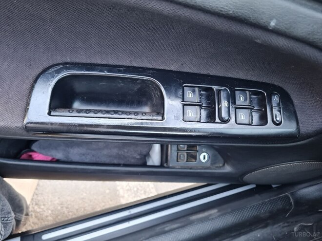 Volkswagen Passat 2003, 370,000 km - 1.8 l - Sumqayıt