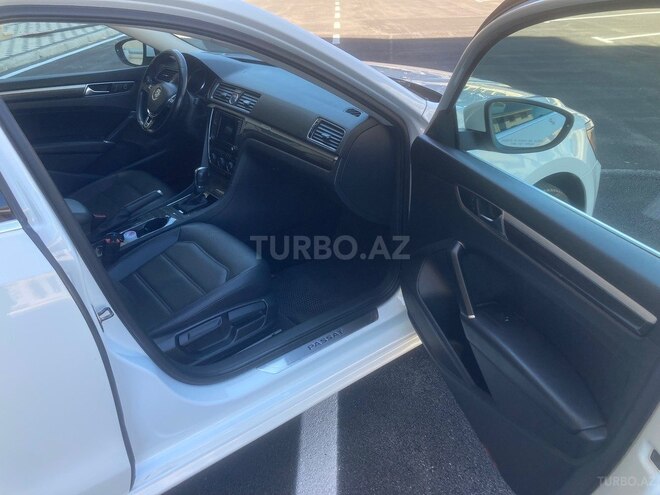 Volkswagen Passat (North America) 2017, 105,810 km - 1.8 l - Sumqayıt