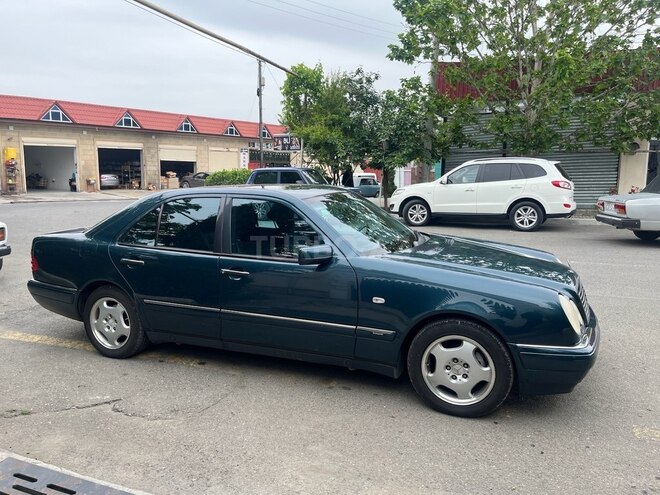 Mercedes E 240 1998, 137,000 km - 2.4 l - Şəmkir