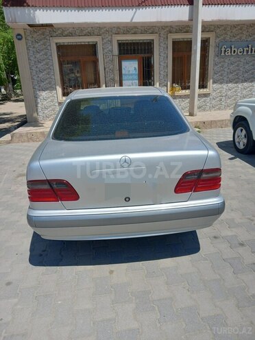 Mercedes E 240 1998, 186,000 km - 2.4 l - Bakı