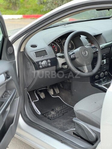 Opel Astra 2005, 262,000 km - 1.4 l - Bakı