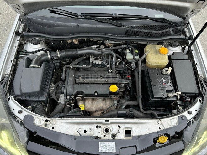 Opel Astra 2005, 262,000 km - 1.4 l - Bakı