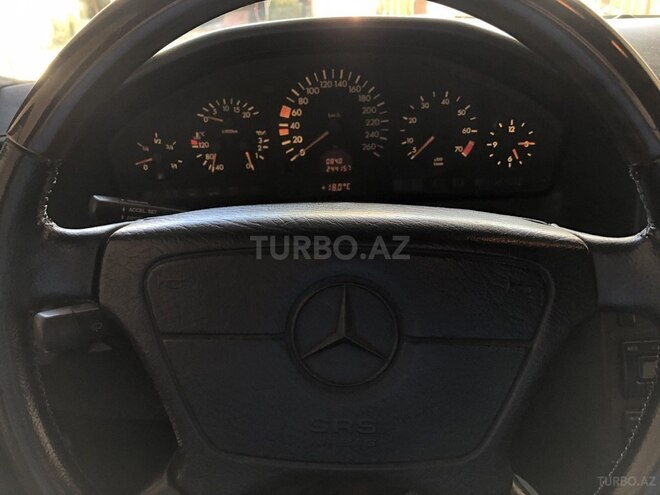 Mercedes S 320 1999, 249,000 km - 3.2 l - Bakı