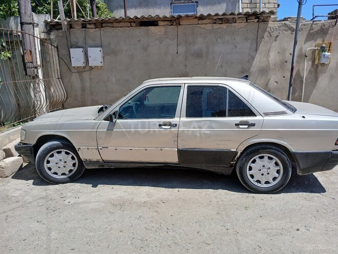 Mercedes 190 1991, 495,000 km - 2.0 л - Sumqayıt
