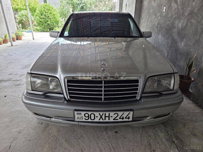 Mercedes C 240 1997, 331,000 km - 2.4 l - Şəki