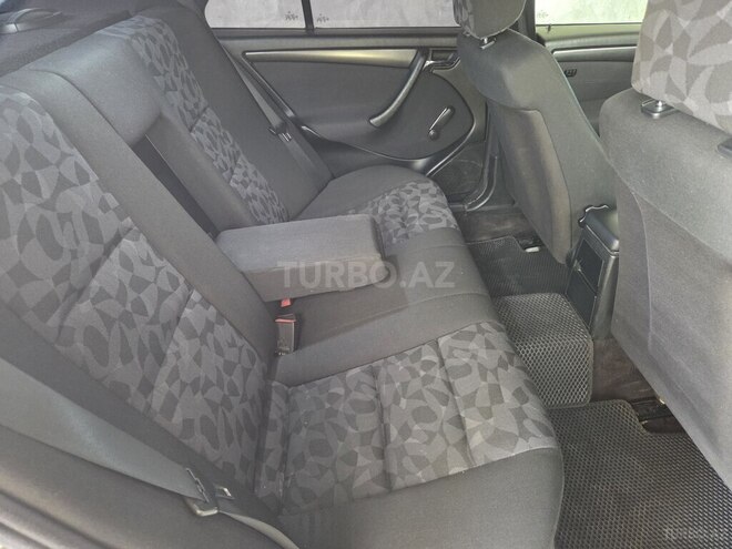Mercedes C 240 1997, 331,000 km - 2.4 l - Şəki