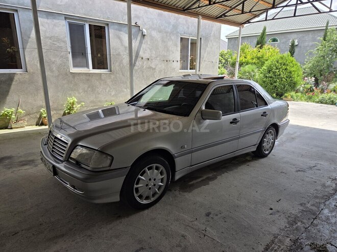 Mercedes C 240 1997, 331,000 km - 2.4 l - Şəki