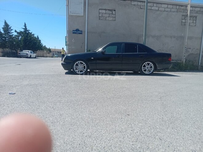 Mercedes E 220 d 1995, 500,000 km - 2.2 l - Bakı