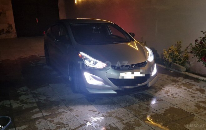 Hyundai Elantra 2015, 134,702 km - 1.8 l - Bakı