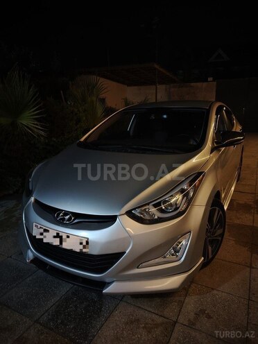 Hyundai Elantra 2015, 134,702 km - 1.8 l - Bakı