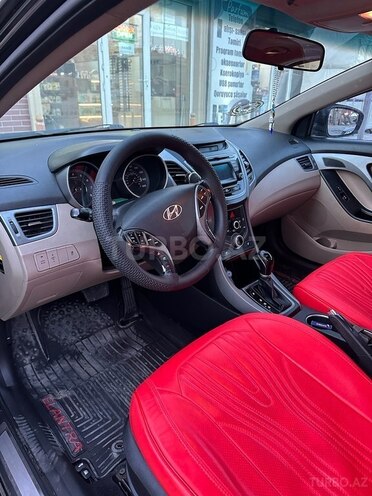 Hyundai Elantra 2014, 175,275 km - 2.0 л - Bakı