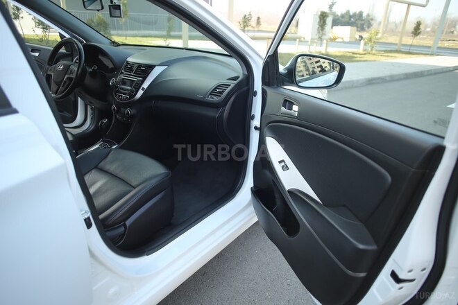 Hyundai Accent 2016, 262,000 km - 1.6 l - Bakı
