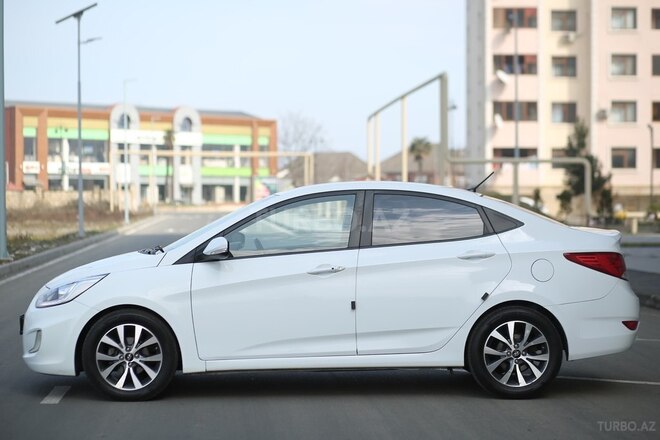 Hyundai Accent 2016, 262,000 km - 1.6 l - Bakı