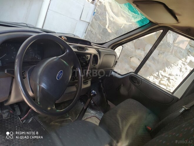 Ford Transit 2000, 789,810 km - 2.4 л - Şəki