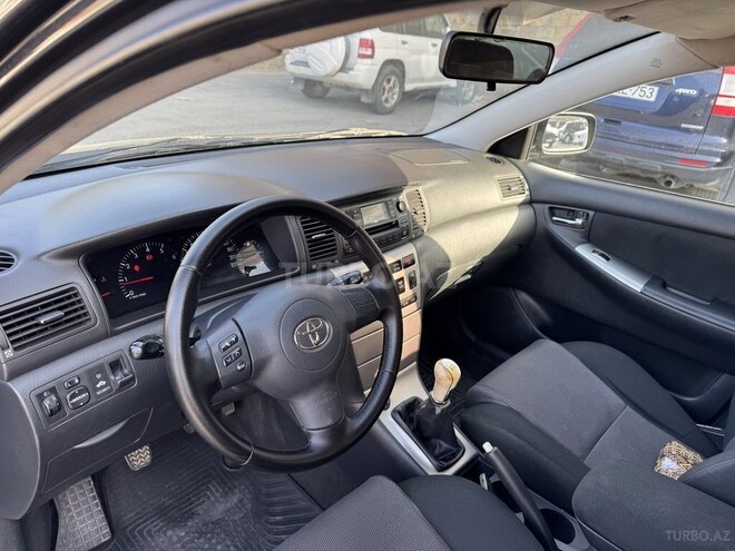 Toyota Corolla 2006, 245,000 km - 1.4 l - Bakı