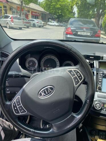 Kia Ceed 2007, 256,000 km - 1.6 l - Qəbələ