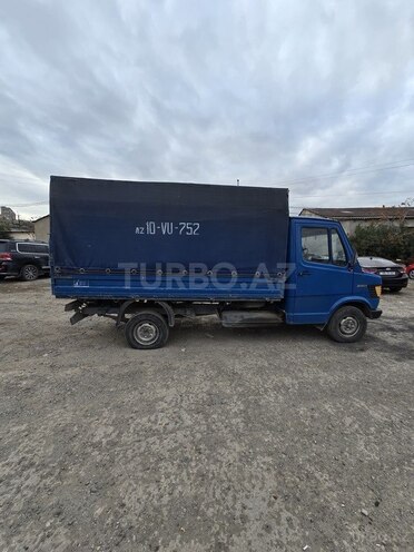 Mercedes 208 D 1994, 590,000 km - 2.3 l - Bakı