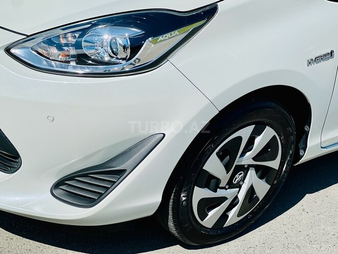 Toyota Aqua 2019, 24,383 km - 1.5 л - Bakı