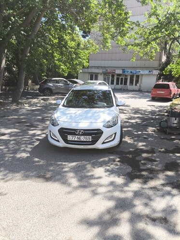 Hyundai i30 2016, 315,000 km - 1.6 л - Bakı