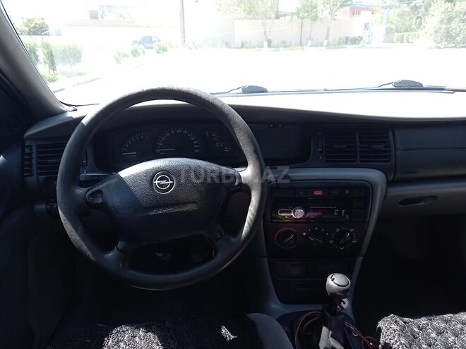 Opel Vectra 1996, 290,000 km - 1.6 l - Bakı