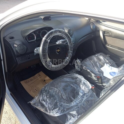 Chevrolet Aveo-3