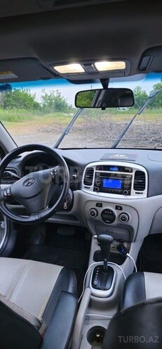 Hyundai Accent 2010, 128,000 km - 1.6 l - Bakı