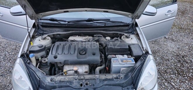 Hyundai Accent 2010, 128,000 km - 1.6 l - Bakı