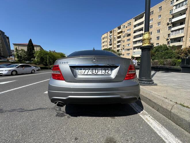 Mercedes C 250 2011, 293,000 km - 1.8 l - Bakı
