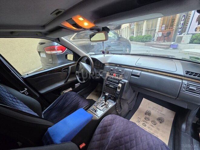 Mercedes E 240 2000, 446,500 km - 2.4 l - Bakı