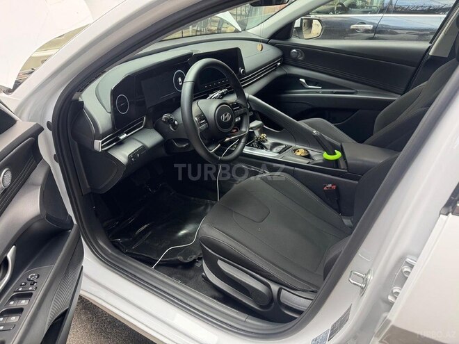 Hyundai Elantra 2024, 30,000 km - 1.5 л - Bakı