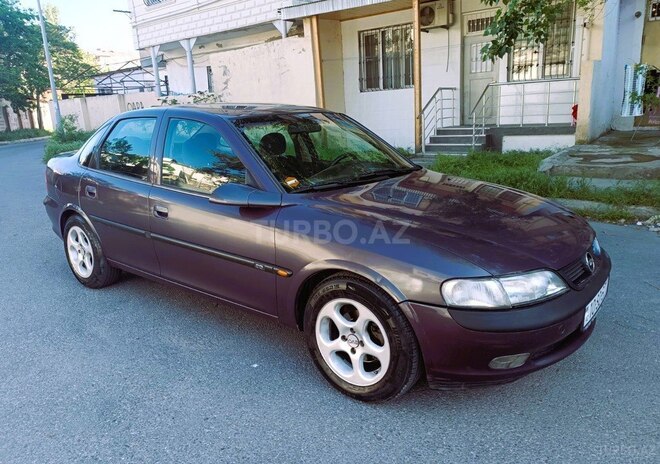 Opel Vectra 1996, 470,000 km - 1.6 l - Bakı