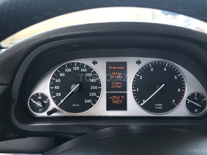 Mercedes B 180 2010, 59,000 km - 1.7 l - Şirvan