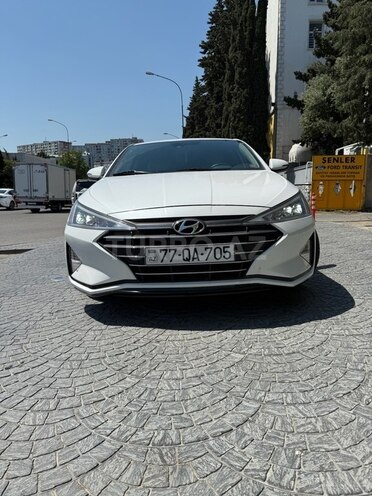 Hyundai Elantra 2019, 105,000 km - 2.0 l - Bakı