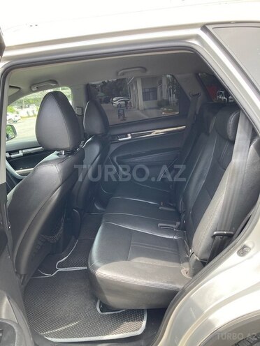 Kia Sorento-4