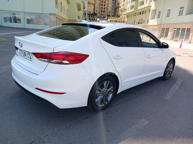 Hyundai Elantra 2016, 130,000 km - 2.0 л - Bakı