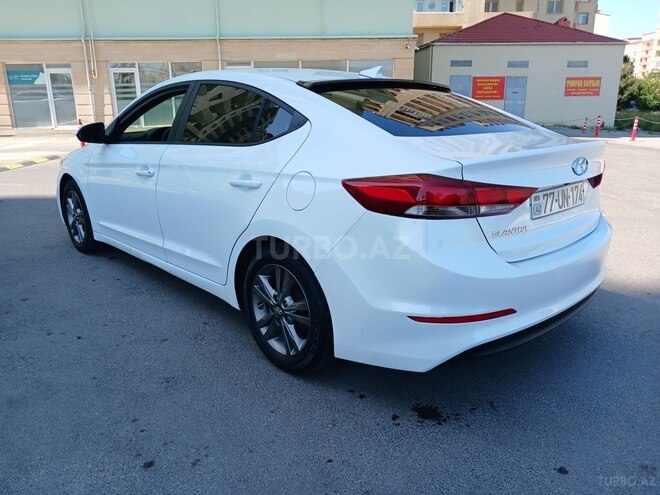 Hyundai Elantra 2016, 130,000 km - 2.0 л - Bakı