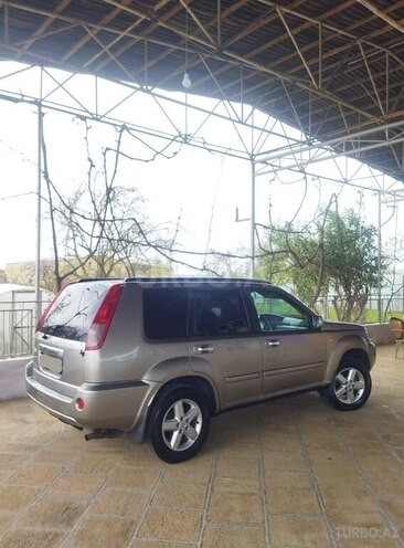 Nissan X-Trail 2005, 213,516 km - 2.5 л - Salyan
