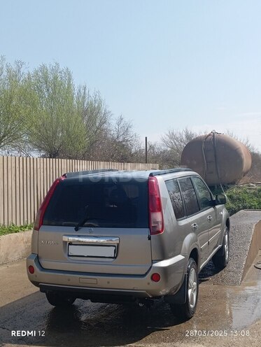 Nissan X-Trail 2005, 213,516 km - 2.5 л - Salyan