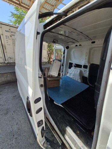 Opel Combo-7