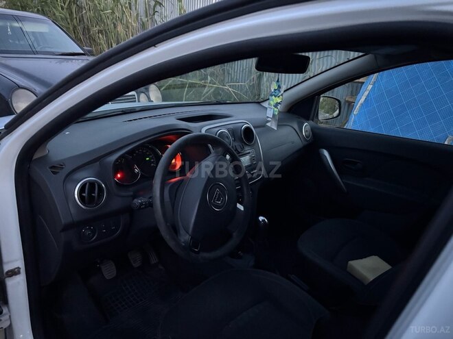 Dacia Logan 2016, 299,989 km - 1.4 l - Bakı