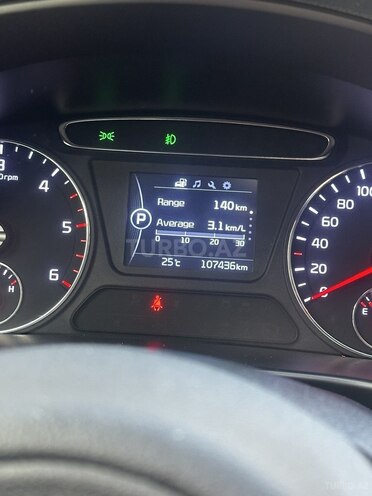 Kia Sorento-13