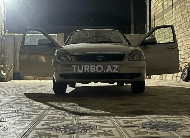 LADA (VAZ) Priora 2009, 450,000 km - 1.6 л - Yevlax