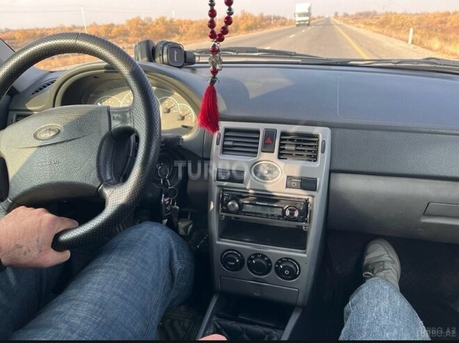 LADA (VAZ) Priora 2009, 450,000 km - 1.6 л - Yevlax