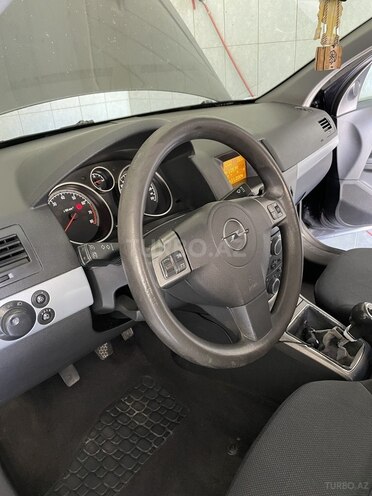 Opel Astra 2005, 280,000 km - 1.4 l - Bakı